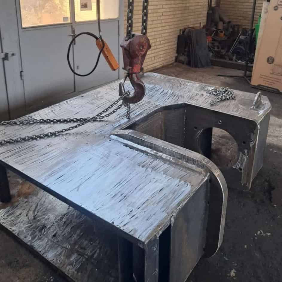 بدنه دستگاه پانچ p40